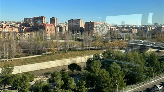 Rooms in Madrid Carabanchel - photo 5