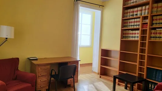 Rooms in Barcelona Eixample - photo 2