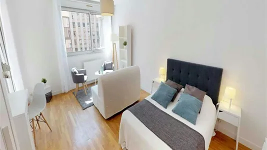 Rooms in Lyon - photo 2
