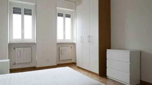 Rooms in Milano Zona 6 - Barona, Lorenteggio - photo 1