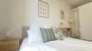 Room for rent, Paris 8ème arrondissement, Paris, &lt;span class=&quot;blurred street&quot; onclick=&quot;ProcessAdRequest(13301584)&quot;&gt;&lt;span class=&quot;hint&quot;&gt;See streetname&lt;/span&gt;[xxxxxxxxxxxxx]&lt;/span&gt;