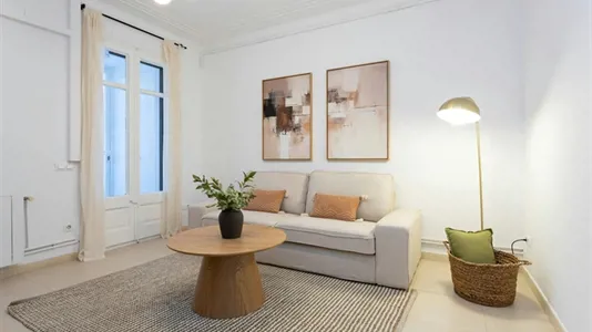Apartments in Barcelona Eixample - photo 3