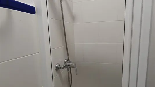 Rooms in Granada - photo 8