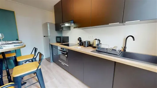 Rooms in Lyon - photo 7