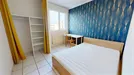Room for rent, Toulouse, Occitanie, &lt;span class=&quot;blurred street&quot; onclick=&quot;ProcessAdRequest(9575886)&quot;&gt;&lt;span class=&quot;hint&quot;&gt;See streetname&lt;/span&gt;[xxxxxxxxxxxxx]&lt;/span&gt;