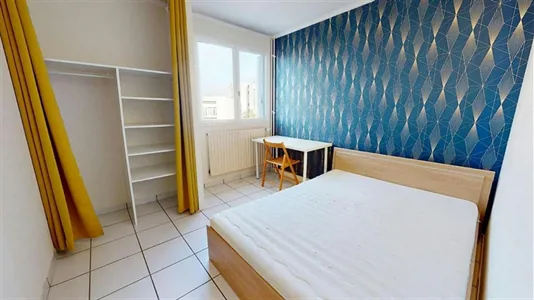 Rooms in Toulouse - photo 1