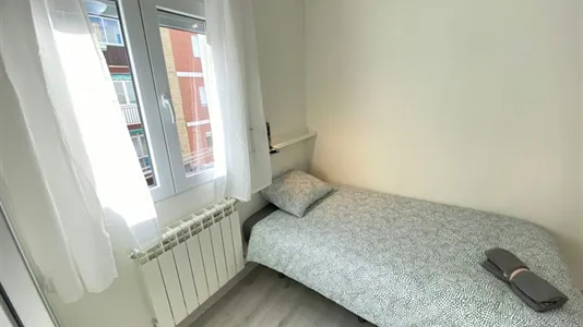 Rooms in Madrid Ciudad Lineal - photo 5
