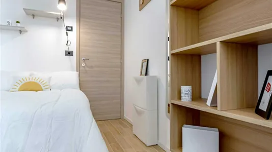 Rooms in Turin - photo 3