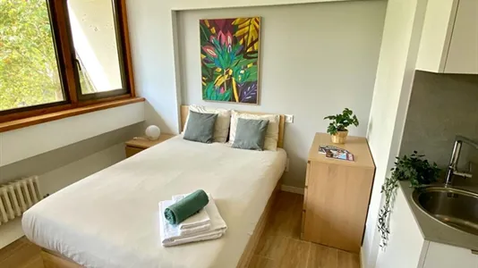 Apartments in Madrid Chamberí - photo 4