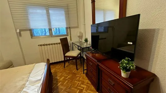 Rooms in Madrid Ciudad Lineal - photo 6