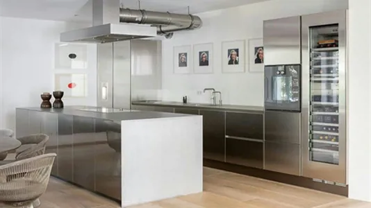 Houses in Location is not specified - photo 2