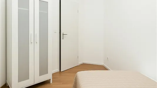 Rooms in Berlin Charlottenburg-Wilmersdorf - photo 3