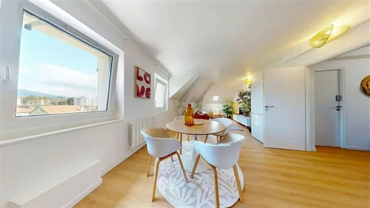 Rooms in Saint-Julien-en-Genevois - photo 10