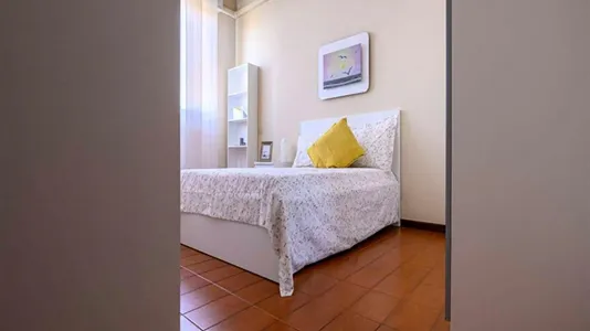 Rooms in Sesto San Giovanni - photo 4