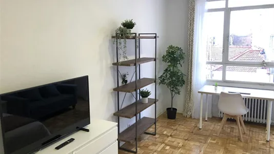 Rooms in Madrid Tetuán - photo 10