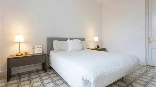 Apartments in Barcelona Eixample - photo 9