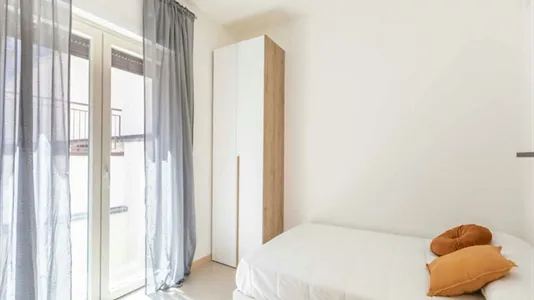 Rooms in Milano Zona 5 - Vigentino, Chiaravalle, Gratosoglio - photo 2