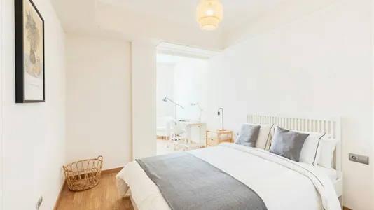 Rooms in Valencia L'Eixample - photo 1