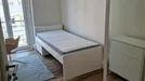 Room for rent, Lisbon (region), &lt;span class=&quot;blurred street&quot; onclick=&quot;ProcessAdRequest(13508426)&quot;&gt;&lt;span class=&quot;hint&quot;&gt;See streetname&lt;/span&gt;[xxxxxxxxxxxxx]&lt;/span&gt;