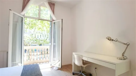 Rooms in Barcelona Eixample - photo 4