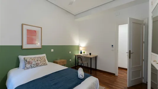 Rooms in Madrid Chamartín - photo 2