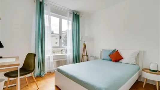 Rooms in Paris 16éme arrondissement (North) - photo 2