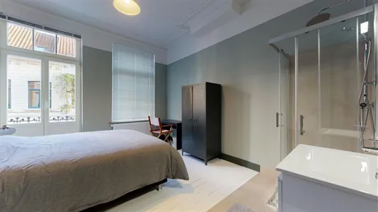 Rooms in Brussels Sint-Gillis - photo 2