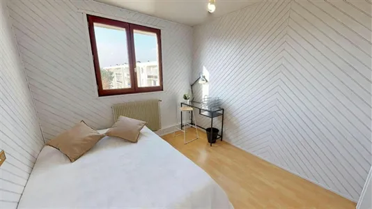 Rooms in Lyon - photo 2