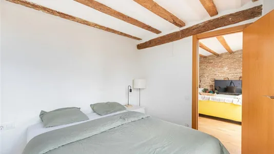 Apartments in Barcelona Ciutat Vella - photo 8