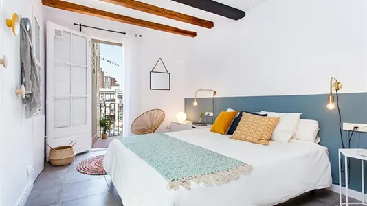 Apartments in Barcelona Eixample - photo 7