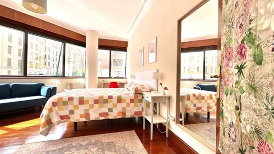 Rooms in Bilbao - photo 10