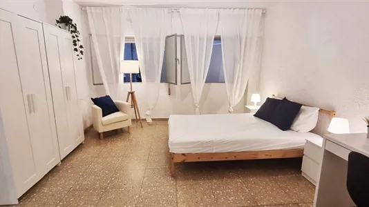 Rooms in Valencia Ciutat Vella - photo 3