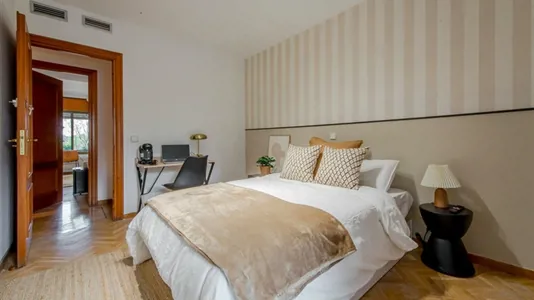 Rooms in Madrid Retiro - photo 2