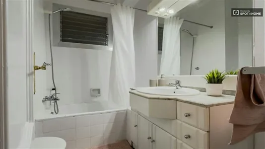 Rooms in Barcelona Eixample - photo 7