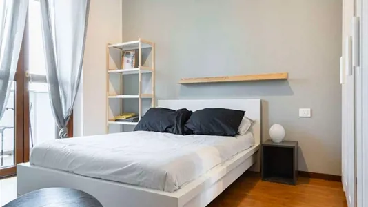 Rooms in Milano Zona 2 - Stazione Centrale, Gorla, Turro, Greco, Crescenzago - photo 2