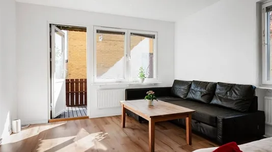 Apartments in Stockholm West - photo 2