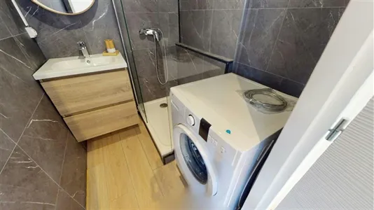 Rooms in Saint-Étienne - photo 10