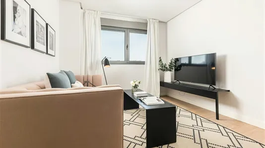 Apartments in El Encinar de los Reyes - photo 7