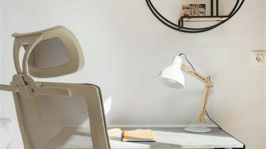 Rooms in Barcelona Eixample - photo 5