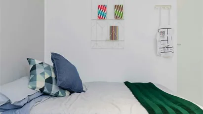 Room for rent in Milano Zona 5 - Vigentino, Chiaravalle, Gratosoglio, Milan