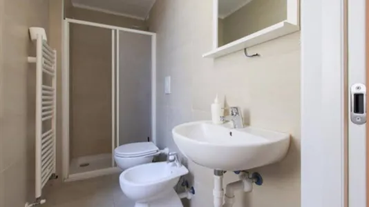 Rooms in Milano Zona 2 - Stazione Centrale, Gorla, Turro, Greco, Crescenzago - photo 4