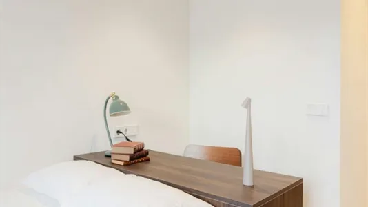 Apartments in Alfara del Patriarca - photo 7