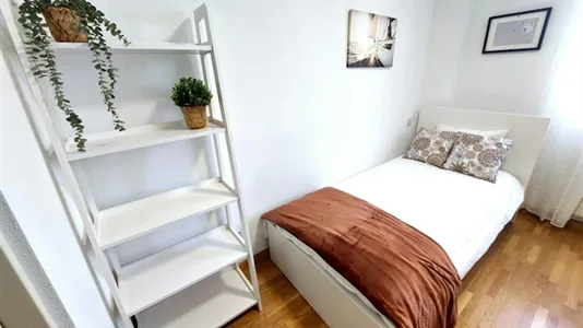 Rooms in Coslada - photo 4