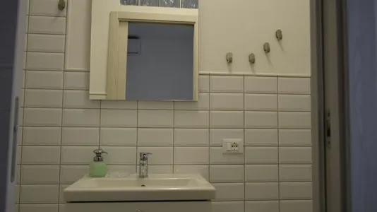 Rooms in Roma Municipio VI – Roma Delle Torri - photo 4