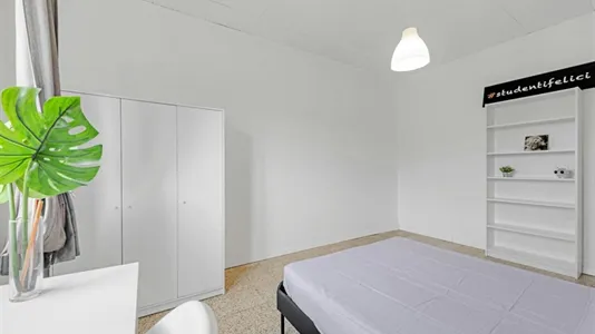 Rooms in Milano Zona 5 - Vigentino, Chiaravalle, Gratosoglio - photo 2