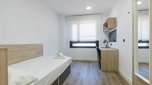 Rooms in Madrid Moncloa-Aravaca - photo 7