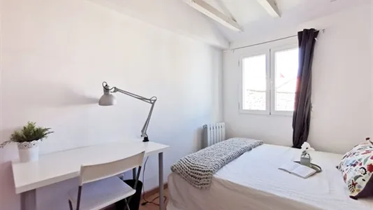 Rooms in Madrid Retiro - photo 10