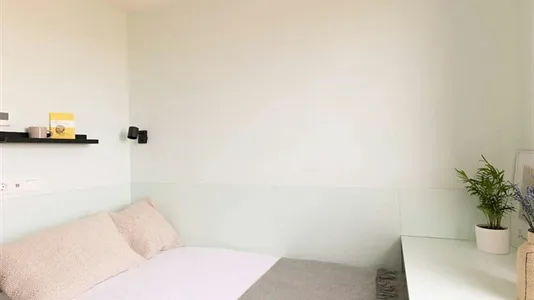 Rooms in Cerdanyola del Vallès - photo 4