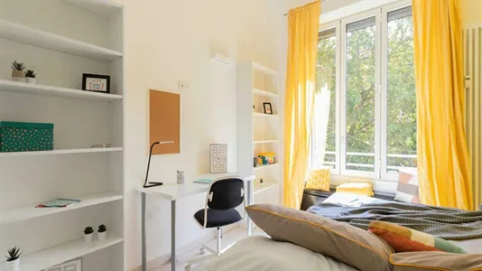 Rooms in Milano Zona 4 - Vittoria, Forlanini - photo 2