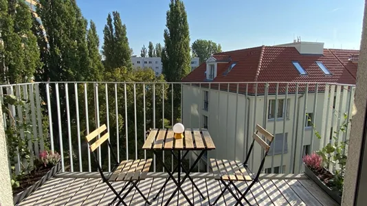 Apartments in Berlin Lichtenberg - photo 4